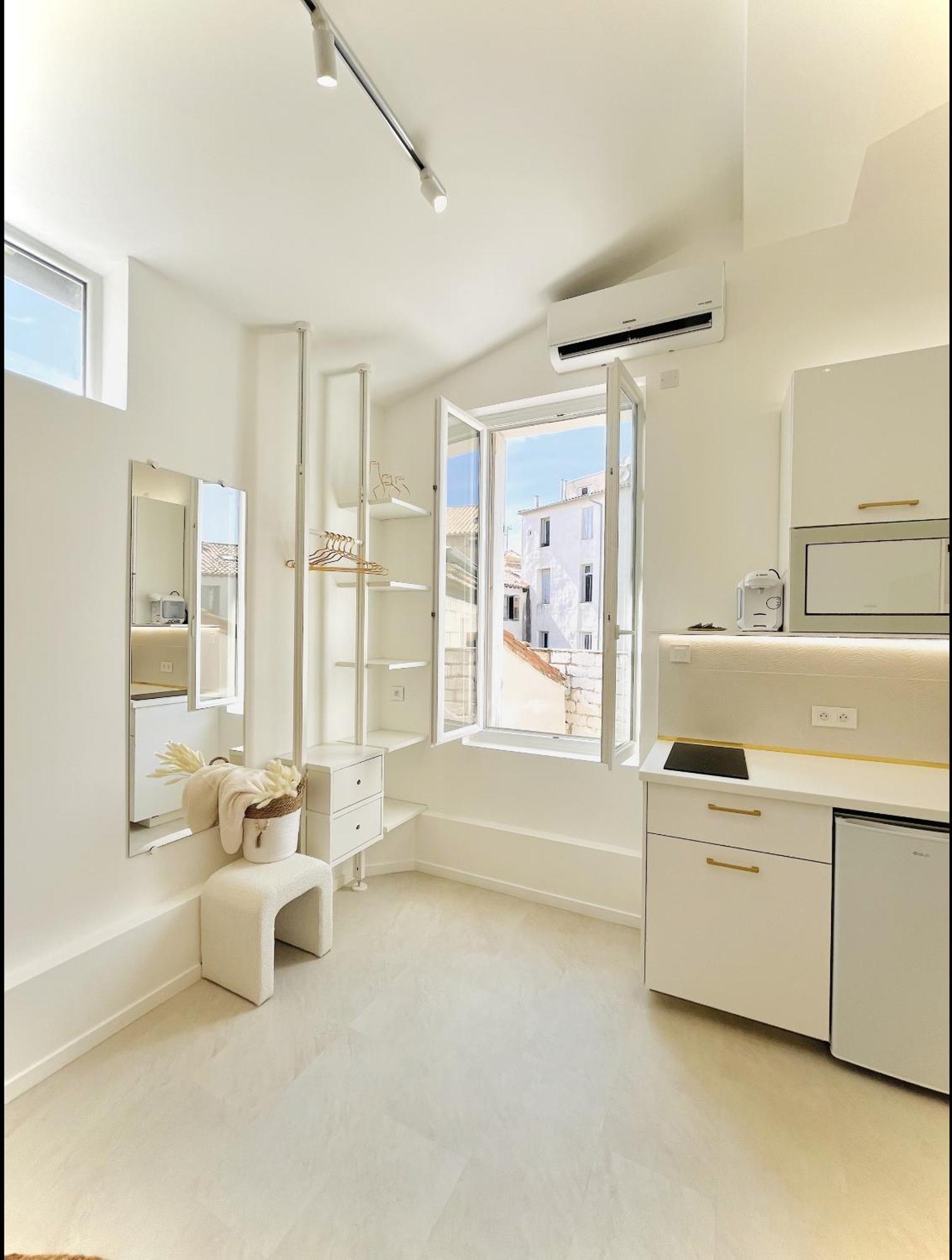 Cosy Suite - Elegance & Calme En Hyper-Centre Montpellier Buitenkant foto